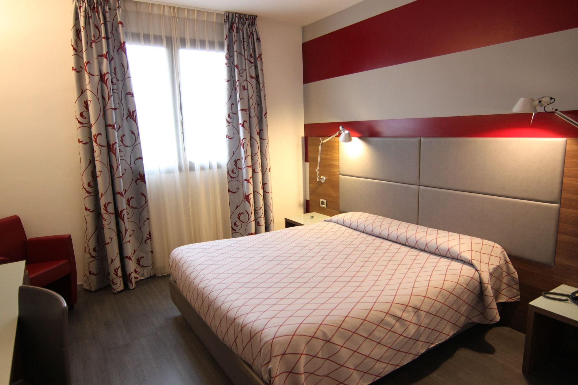 Hotel Del Parco วิเจวาโน ภายนอก รูปภาพ
