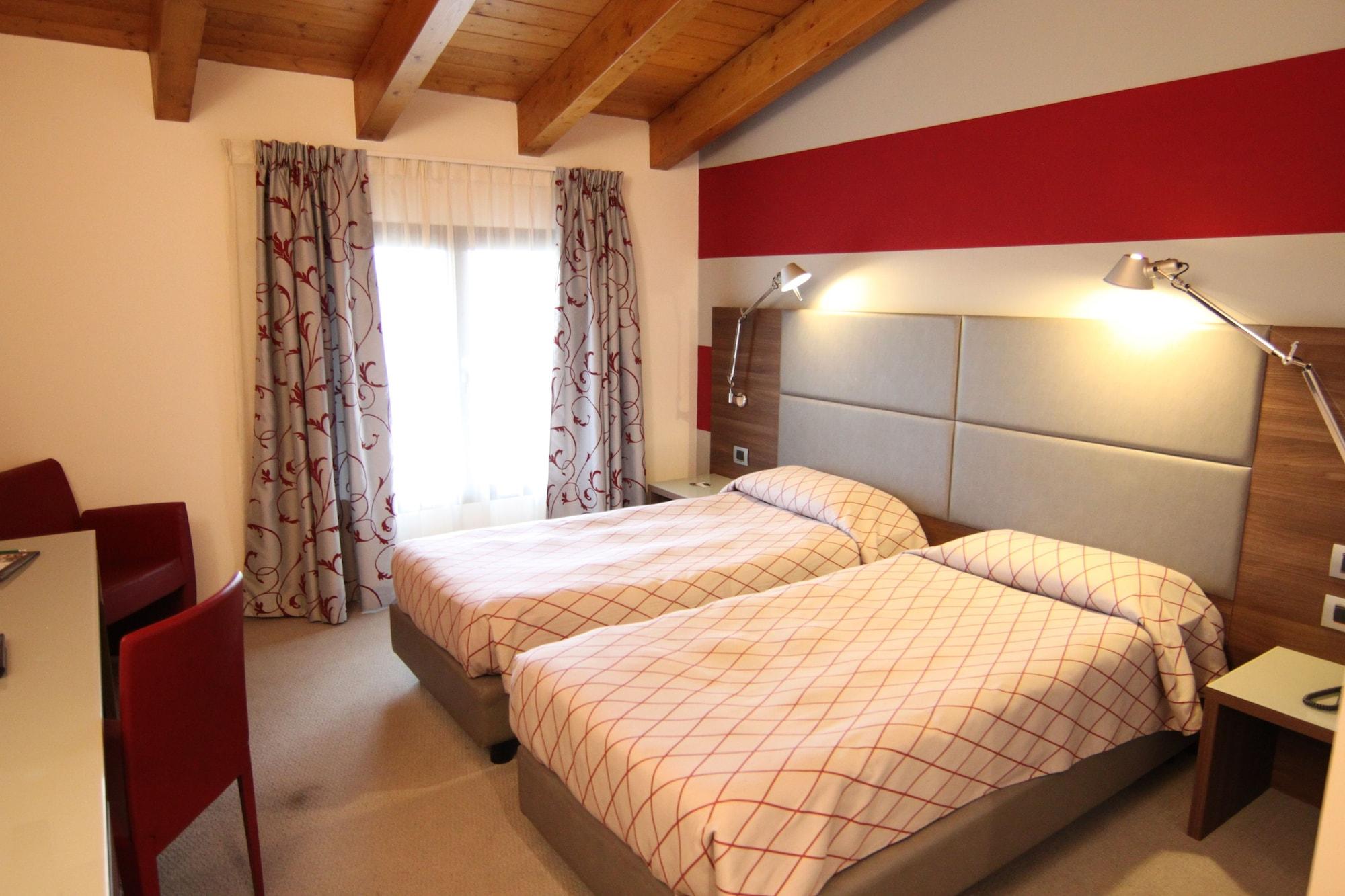 Hotel Del Parco วิเจวาโน ภายนอก รูปภาพ