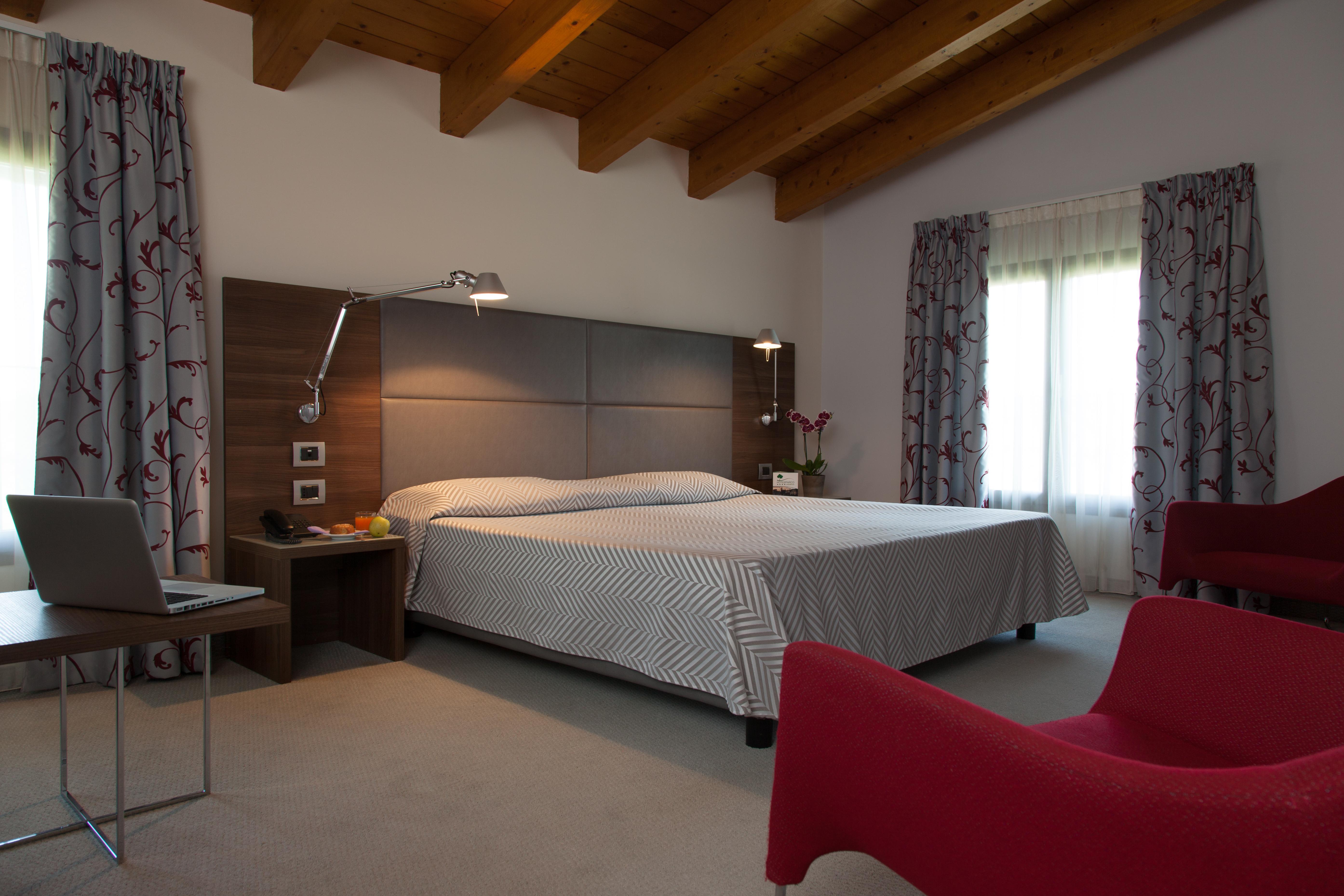 Hotel Del Parco วิเจวาโน ภายนอก รูปภาพ