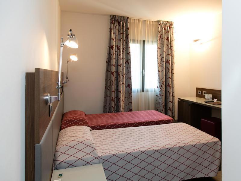 Hotel Del Parco วิเจวาโน ภายนอก รูปภาพ