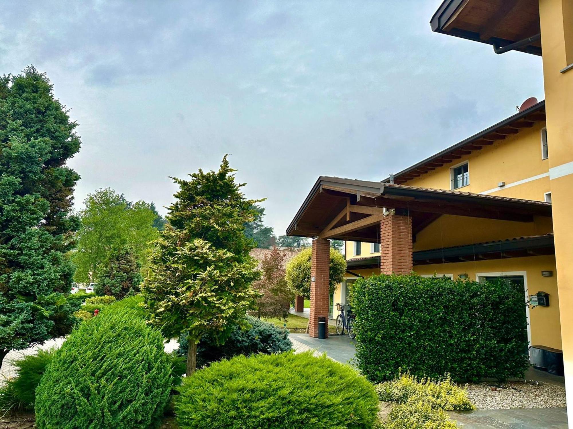Hotel Del Parco วิเจวาโน ภายนอก รูปภาพ